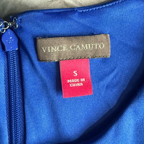 Vince Camuto Crepe Ponte Dramatic Asymmetrical Peplum Royal Blue Boss Babe Top - Picture 4 of 10